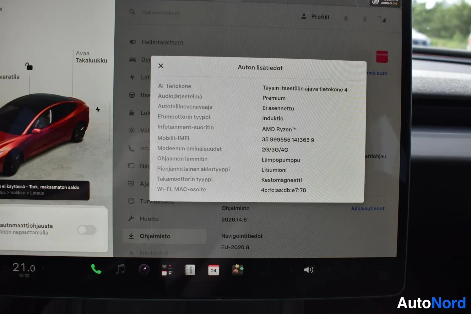 Punainen Tesla Model 3 2024, ulkokuva 18 – Raisio