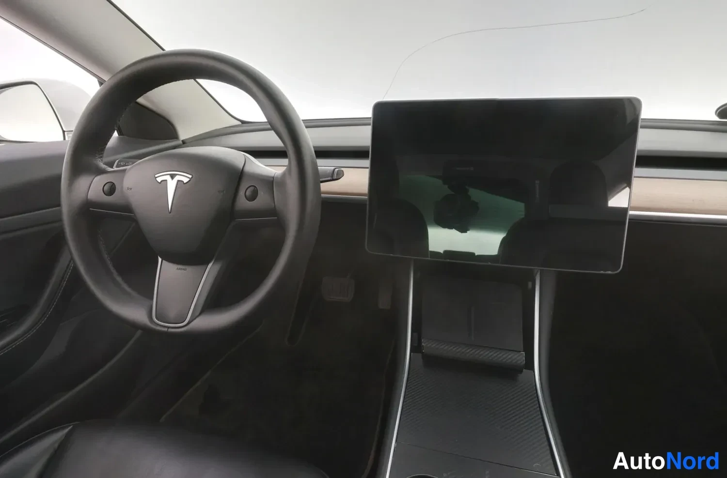 Valkoinen Tesla Model 3 Standard 2020, ulkokuva 7 – Raisio