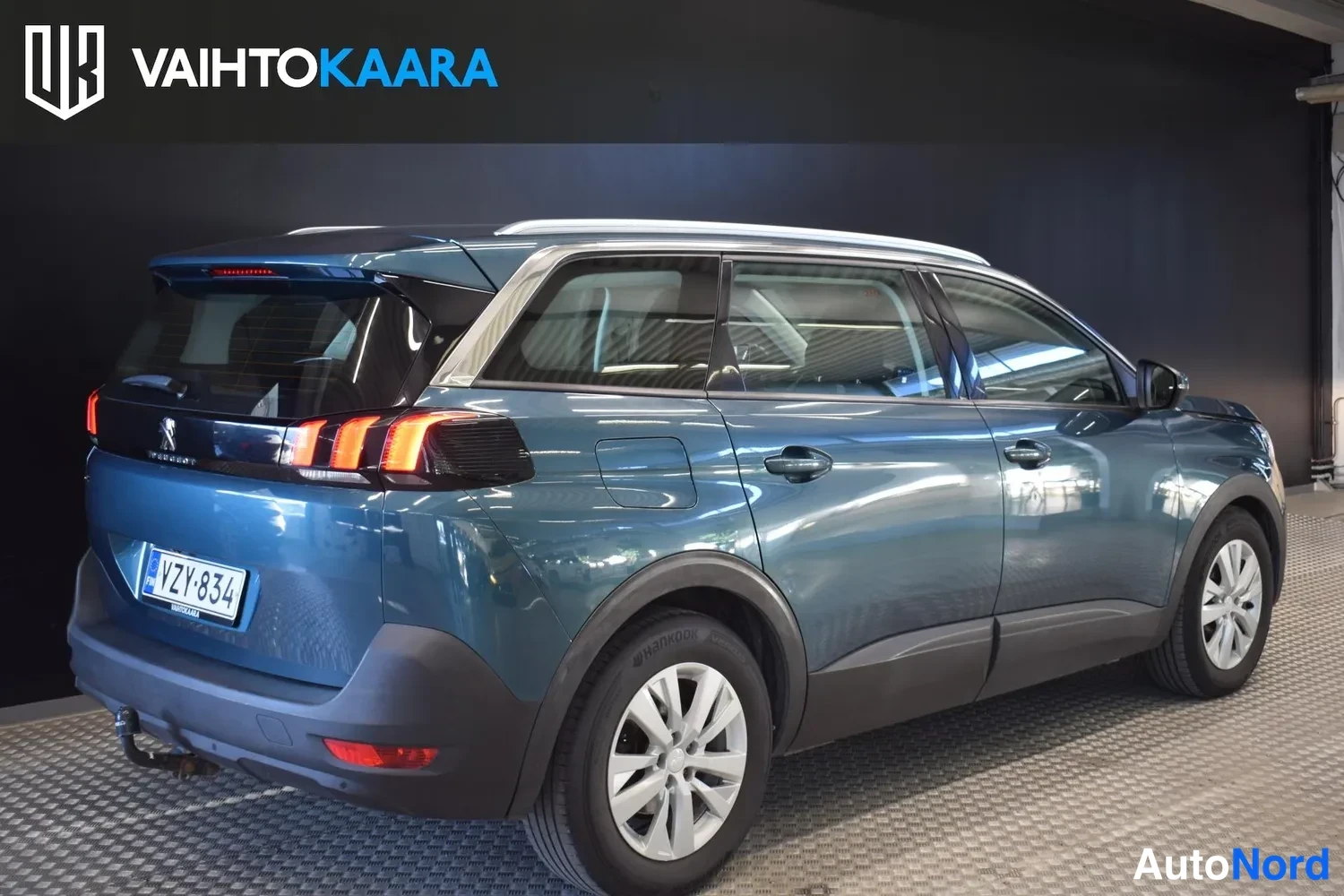 Harmaa Peugeot 5008 2018, ulkokuva 4 – Raisio