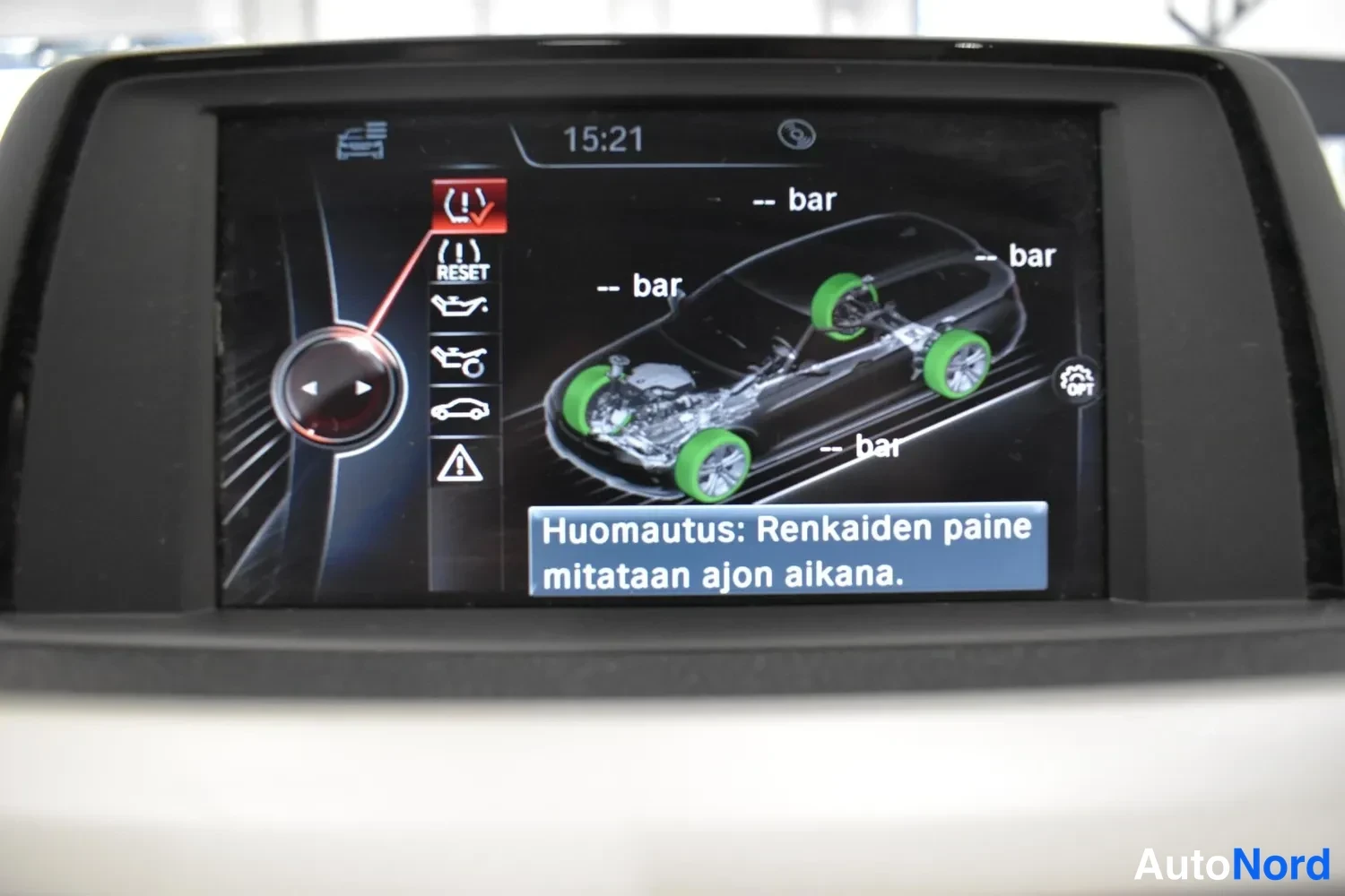 Musta BMW 318d 2016, ulkokuva 21 – Raisio
