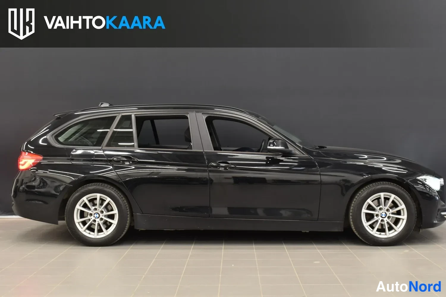 Musta BMW 318d 2016, ulkokuva 5 – Raisio