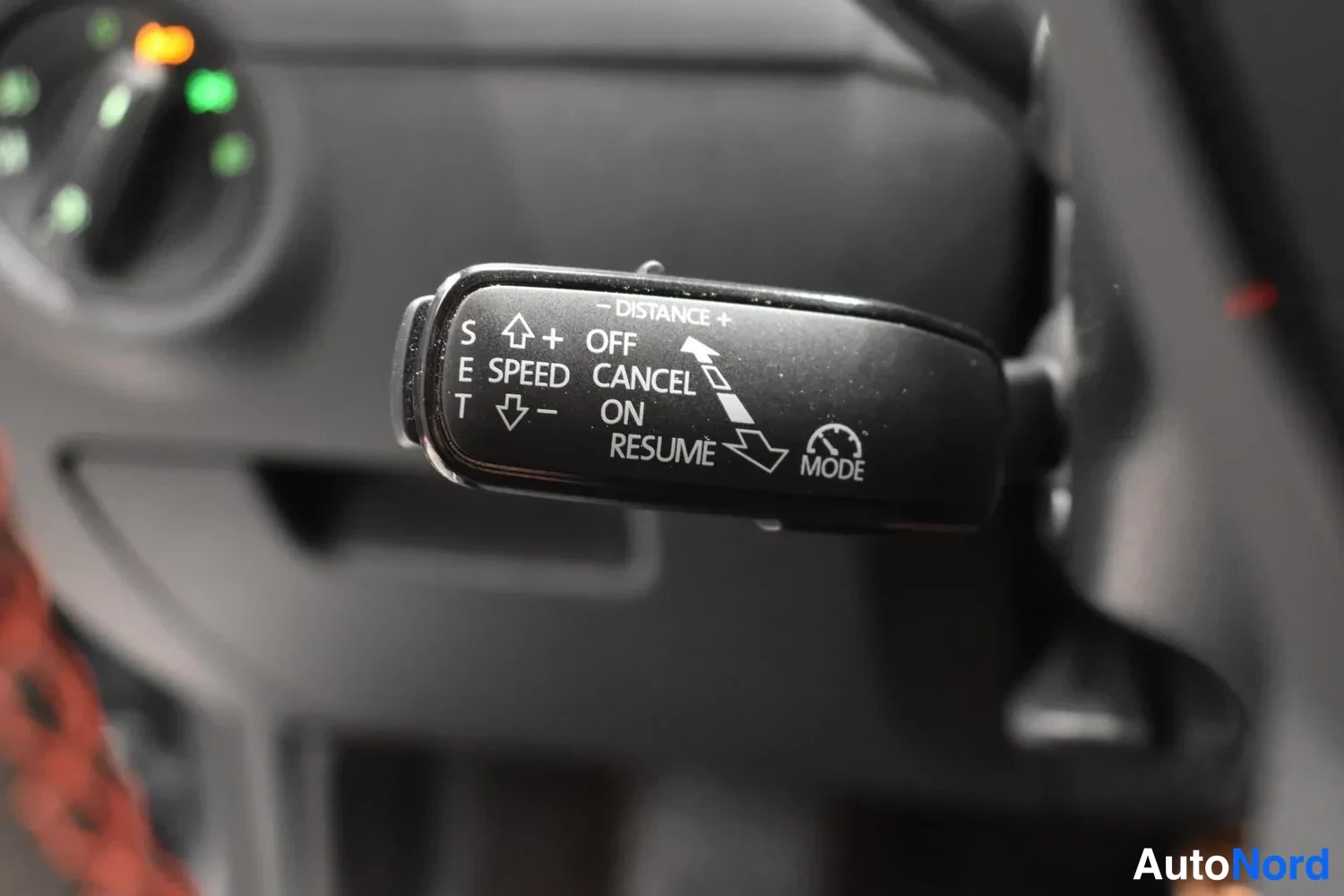 Harmaa Skoda Octavia 2018, ulkokuva 15 – Raisio