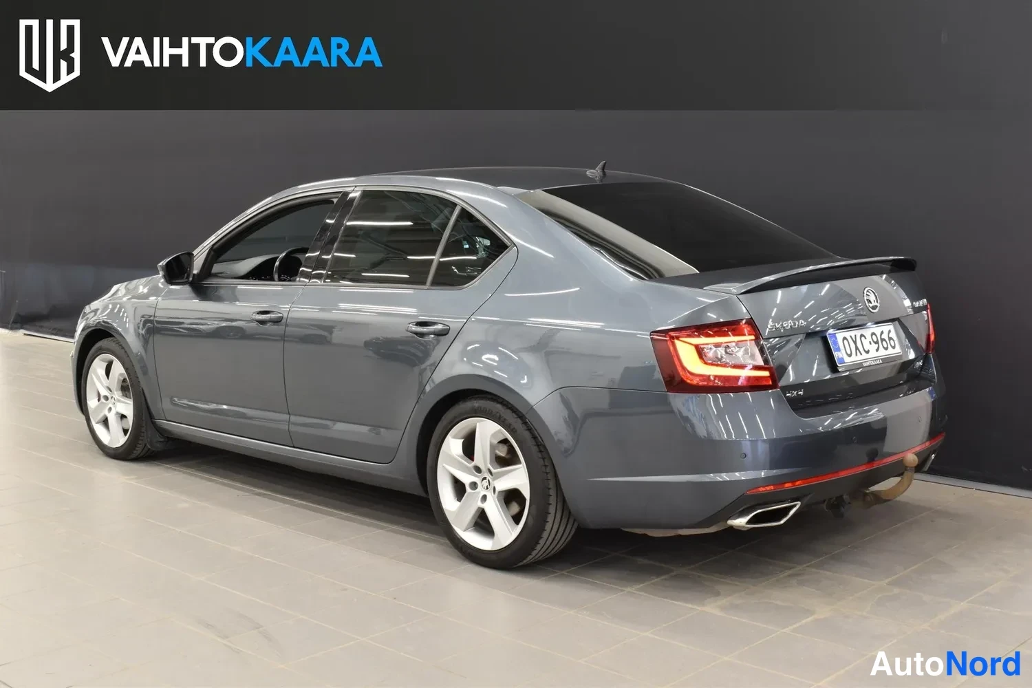 Harmaa Skoda Octavia 2018, ulkokuva 3 – Raisio