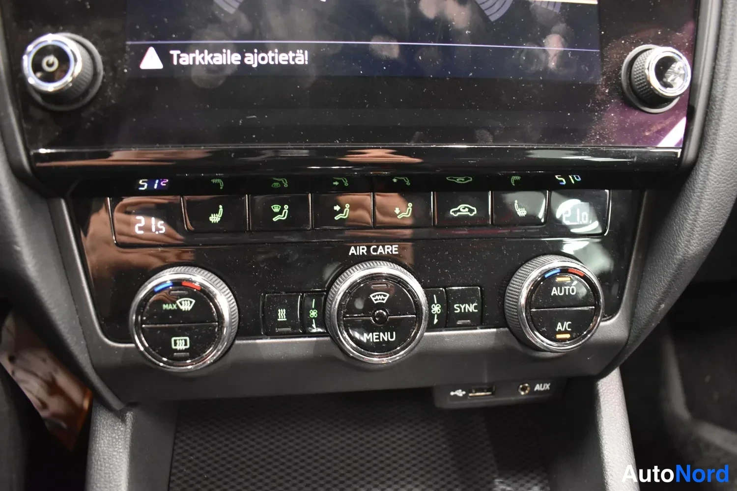 Harmaa Skoda Octavia 2018, ulkokuva 26 – Raisio