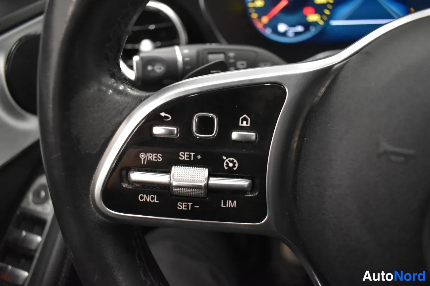 Musta Mercedes-Benz C 200 4MATIC 2019, ulkokuva 18 – Raisio