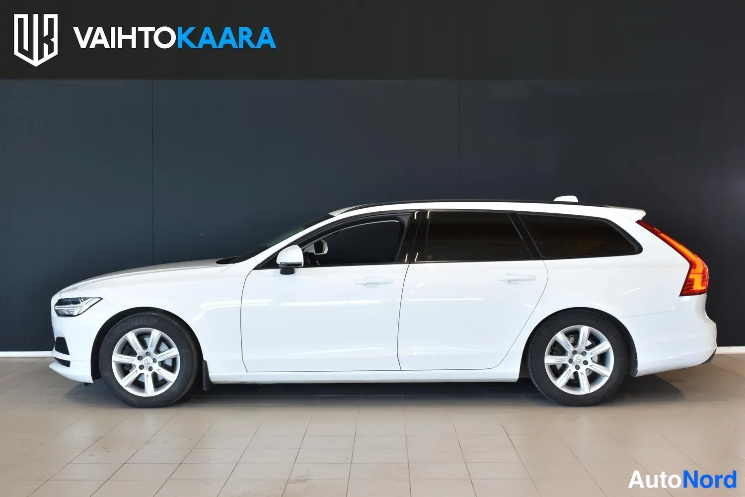 Valkoinen Volvo V90 2018, ulkokuva 2 – Raisio