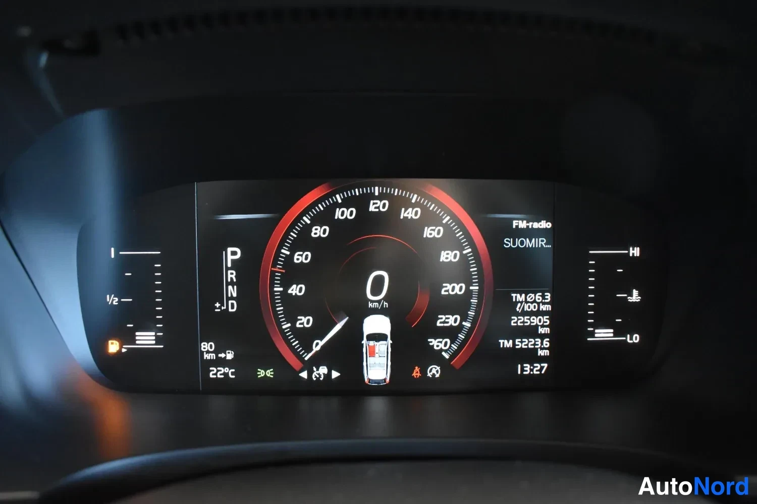 Valkoinen Volvo V90 2018, ulkokuva 15 – Raisio