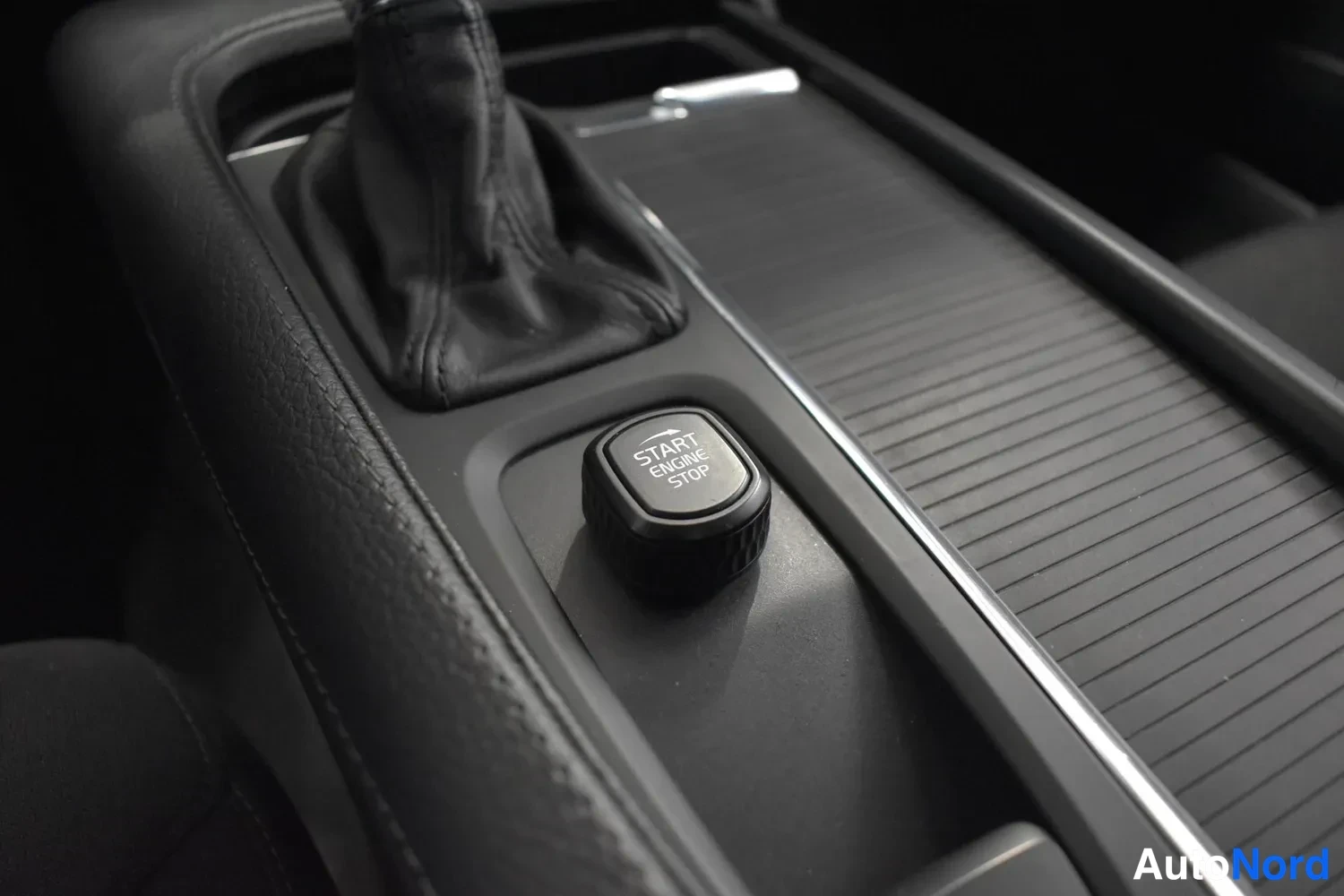 Valkoinen Volvo V90 2018, ulkokuva 21 – Raisio