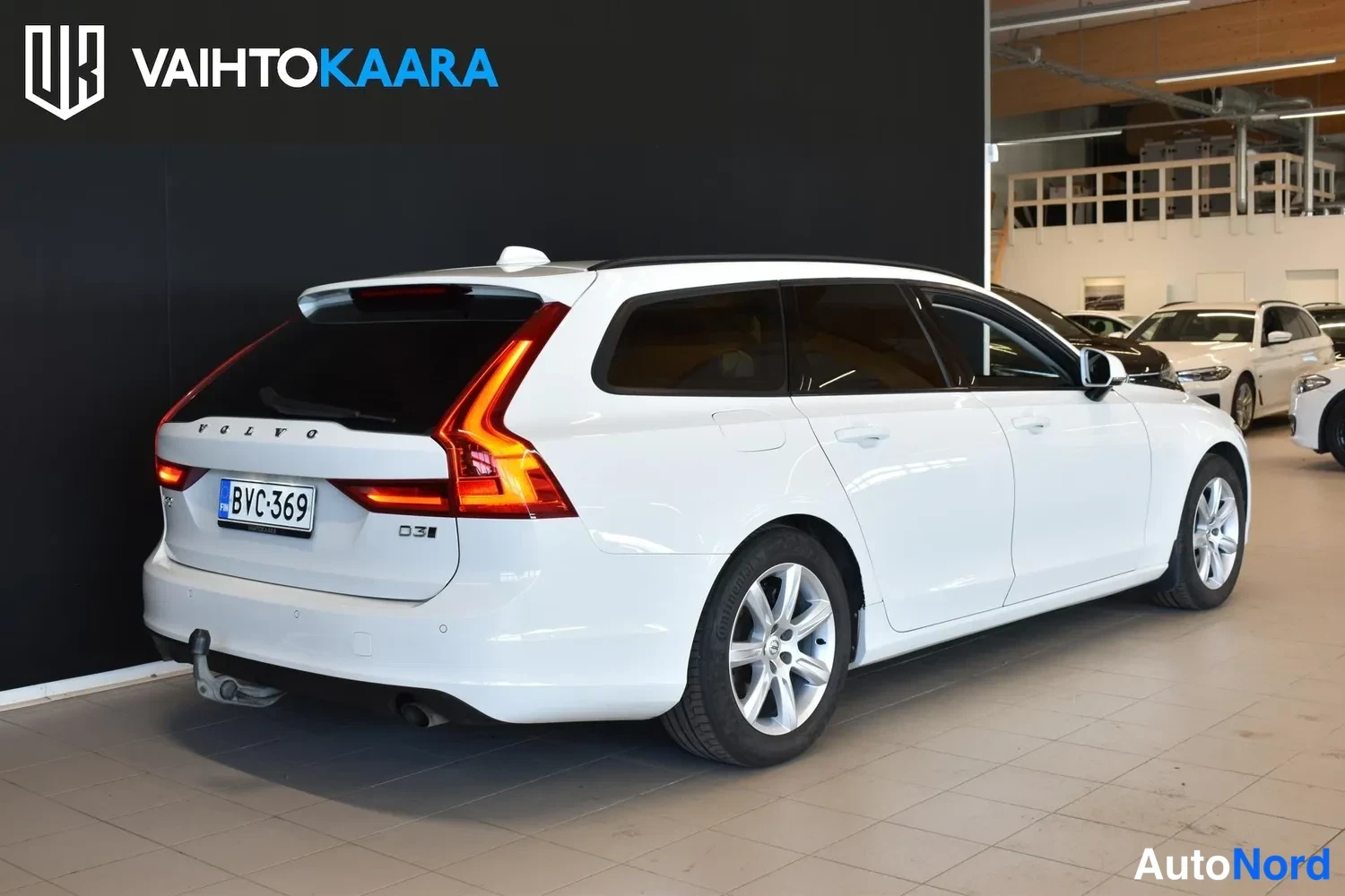Valkoinen Volvo V90 2018, ulkokuva 5 – Raisio