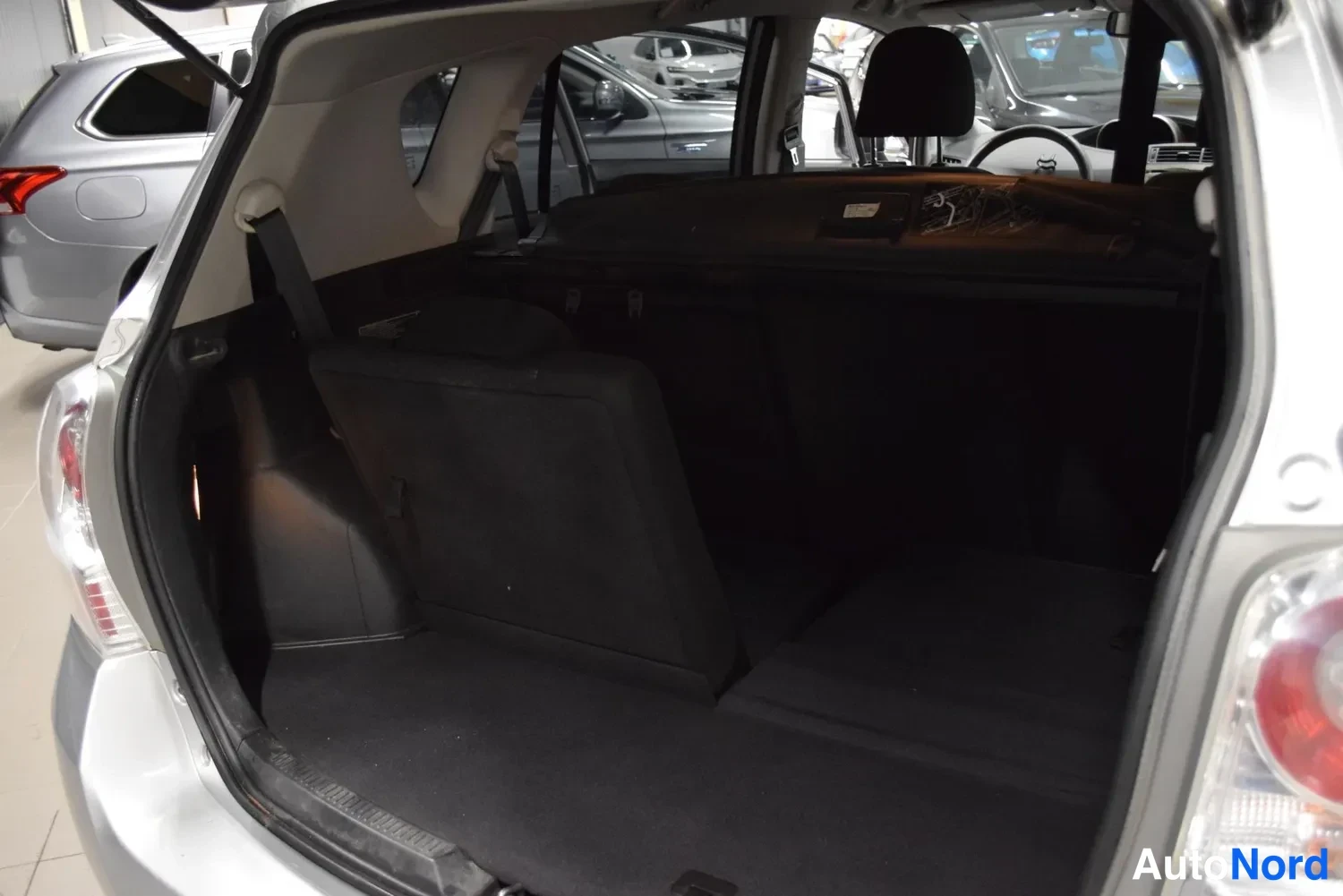 Hopea Toyota Verso 2010, ulkokuva 15 – Raisio