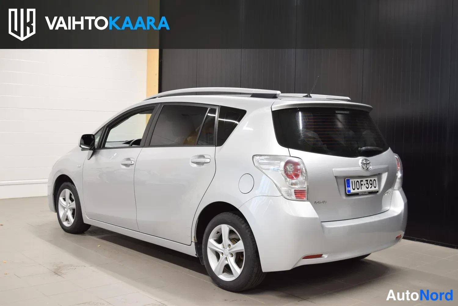 Hopea Toyota Verso 2010, ulkokuva 3 – Raisio