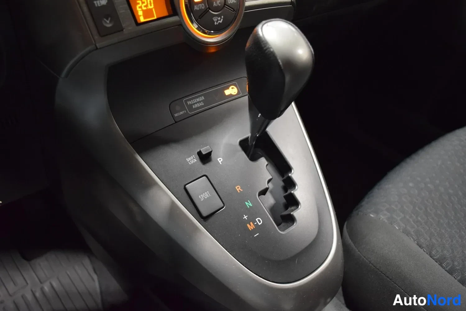 Hopea Toyota Verso 2010, ulkokuva 22 – Raisio