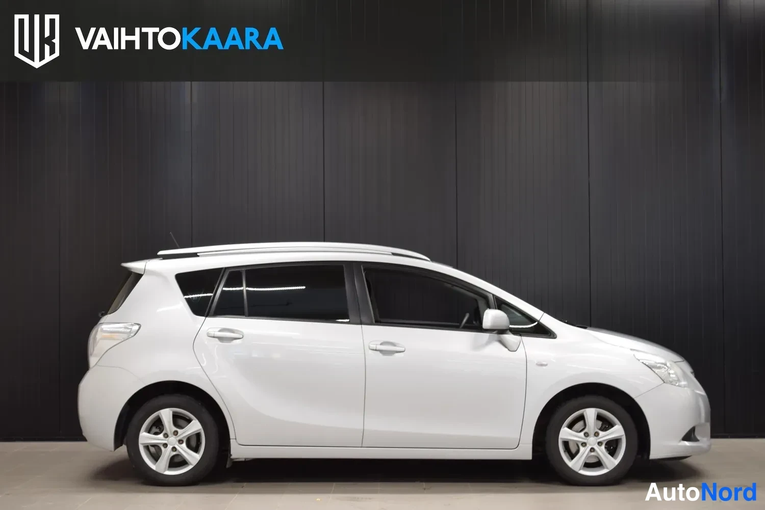 Hopea Toyota Verso 2010, ulkokuva 5 – Raisio