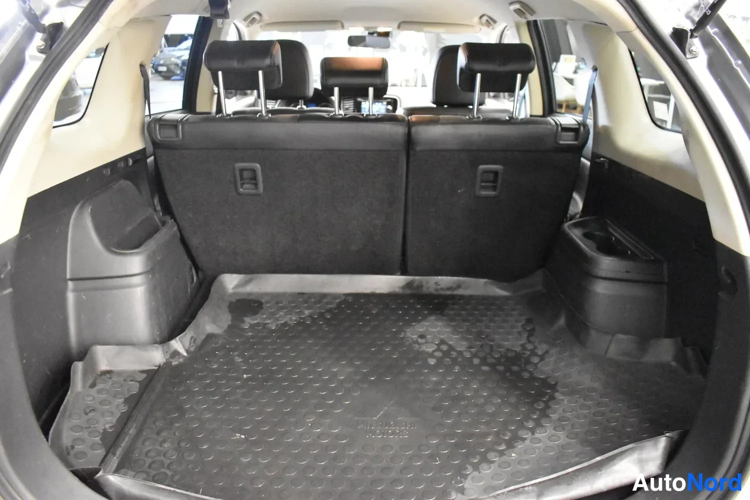 Harmaa Mitsubishi Outlander 2014, ulkokuva 14 – Raisio