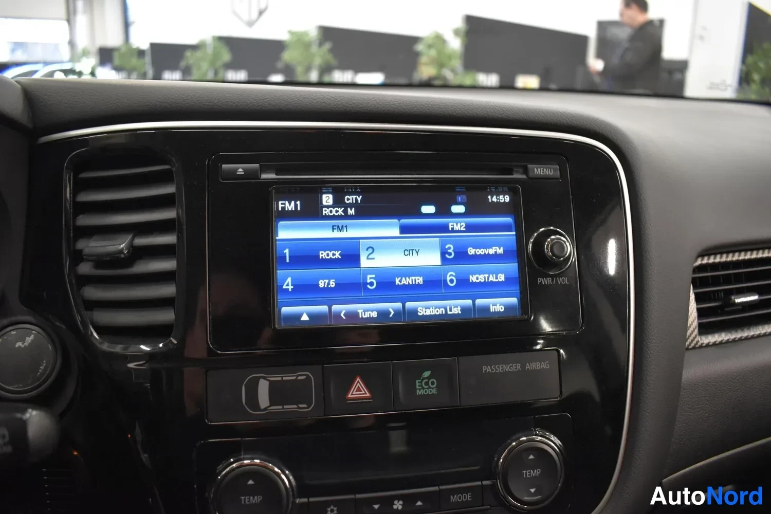 Harmaa Mitsubishi Outlander 2014, ulkokuva 18 – Raisio
