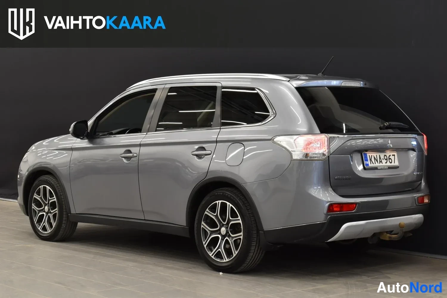 Harmaa Mitsubishi Outlander 2014, ulkokuva 3 – Raisio