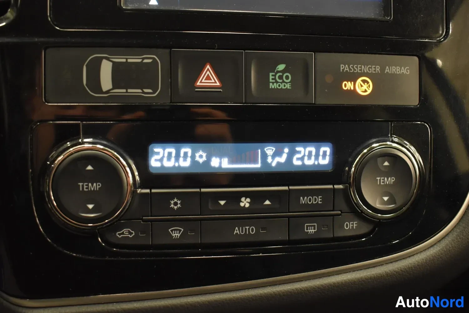Harmaa Mitsubishi Outlander 2014, ulkokuva 22 – Raisio