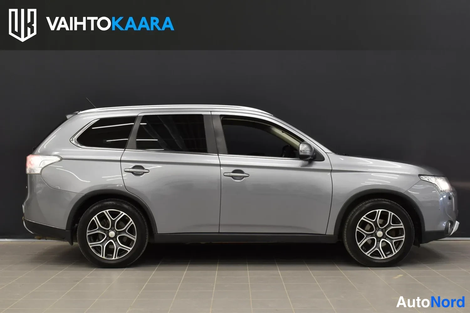 Harmaa Mitsubishi Outlander 2014, ulkokuva 5 – Raisio