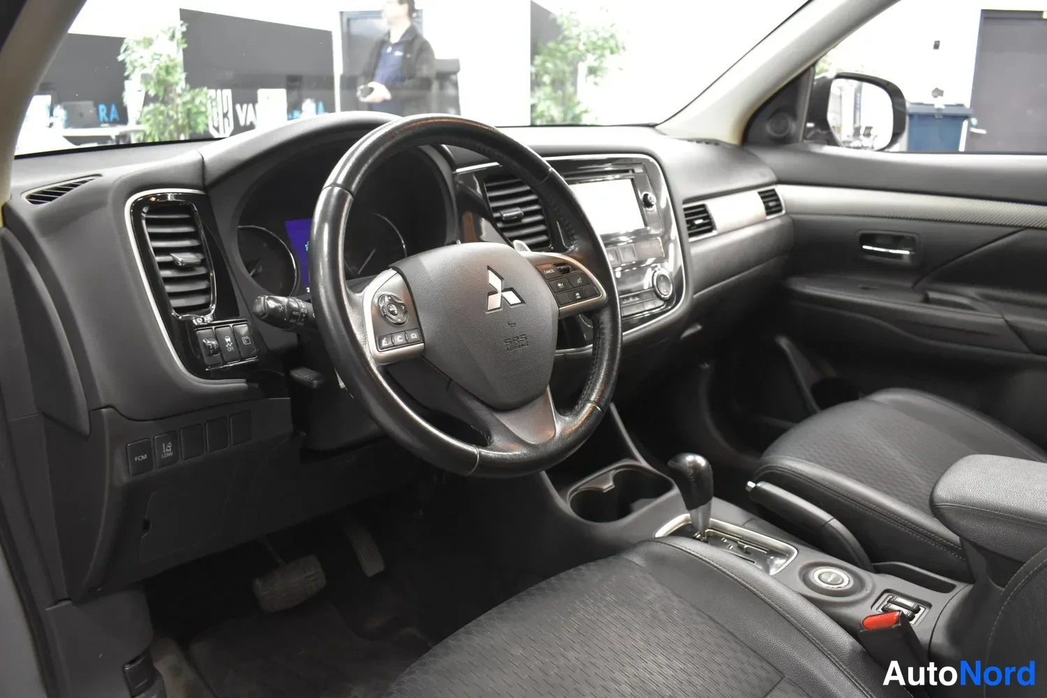 Harmaa Mitsubishi Outlander 2014, ulkokuva 8 – Raisio