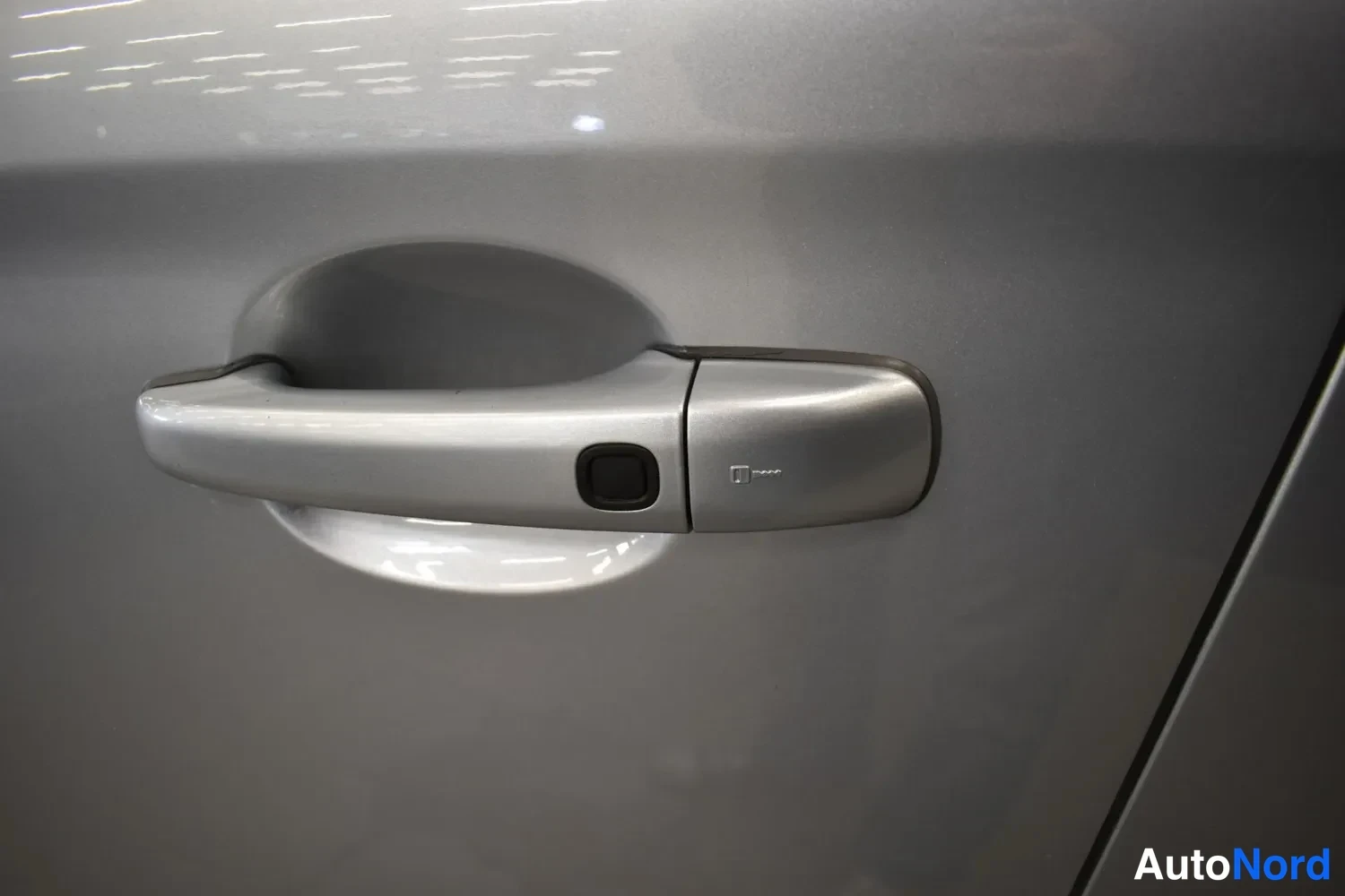 Hopea Volvo XC60 2015, ulkokuva 14 – Raisio