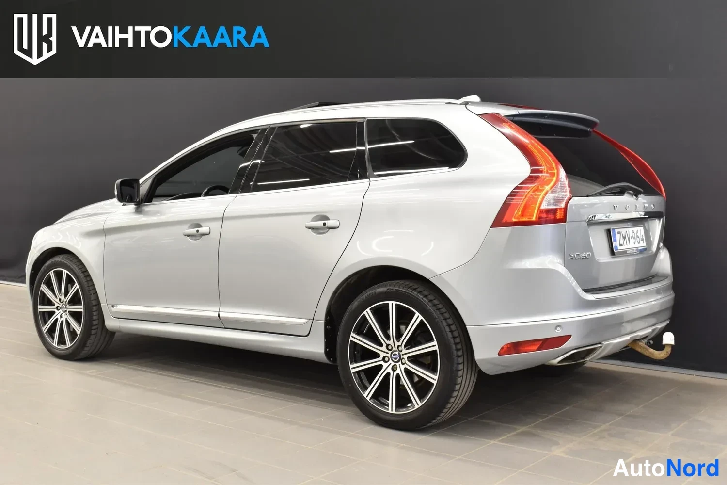 Hopea Volvo XC60 2015, ulkokuva 3 – Raisio
