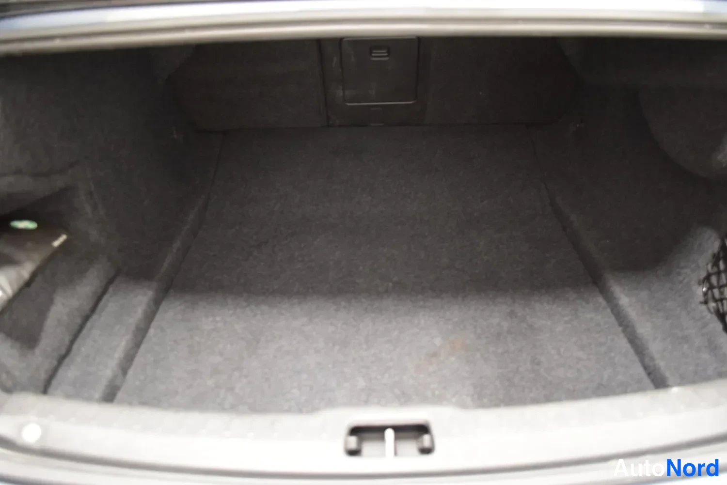 Sininen Volvo S90 2017, ulkokuva 22 – Raisio