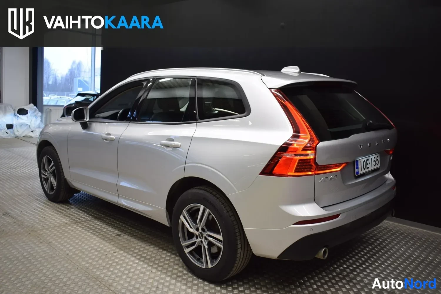 Harmaa Volvo XC60 2018, ulkokuva 3 – Raisio