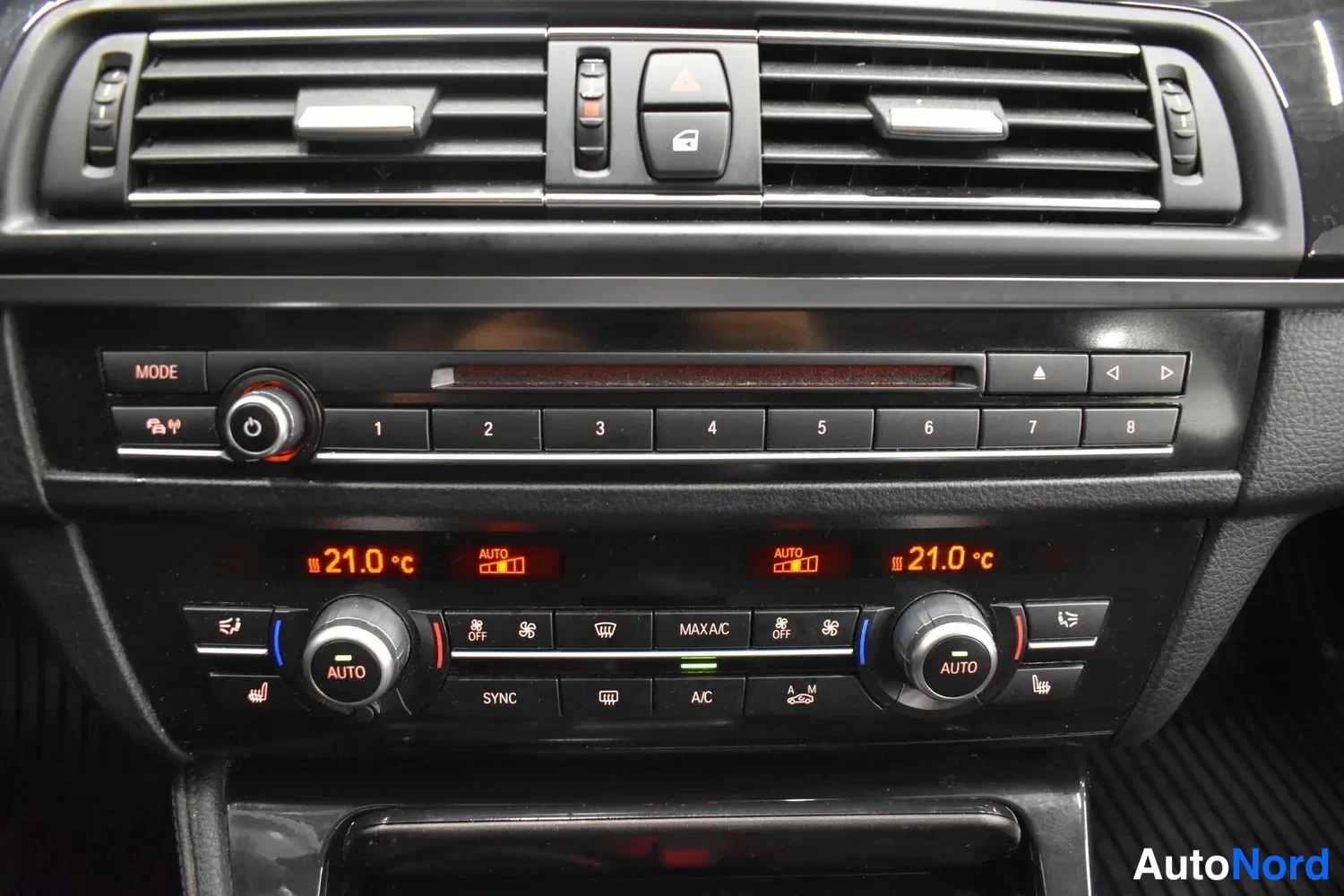 Valkoinen BMW 520d 2014, ulkokuva 21 – Raisio