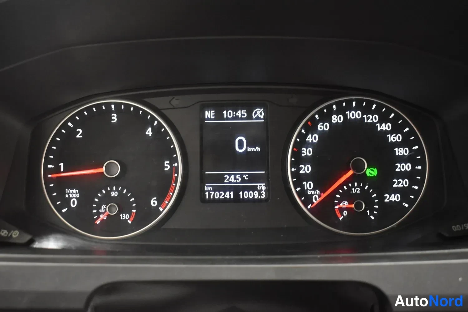 Ruskea Volkswagen Transporter 2019, ulkokuva 15 – Raisio