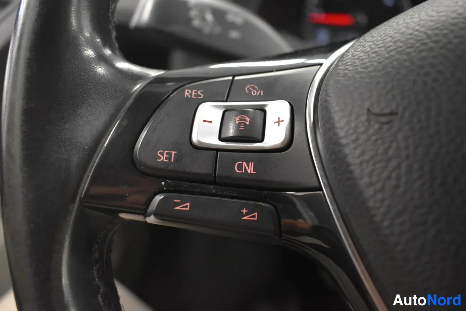 Ruskea Volkswagen Transporter 2019, ulkokuva 16 – Raisio