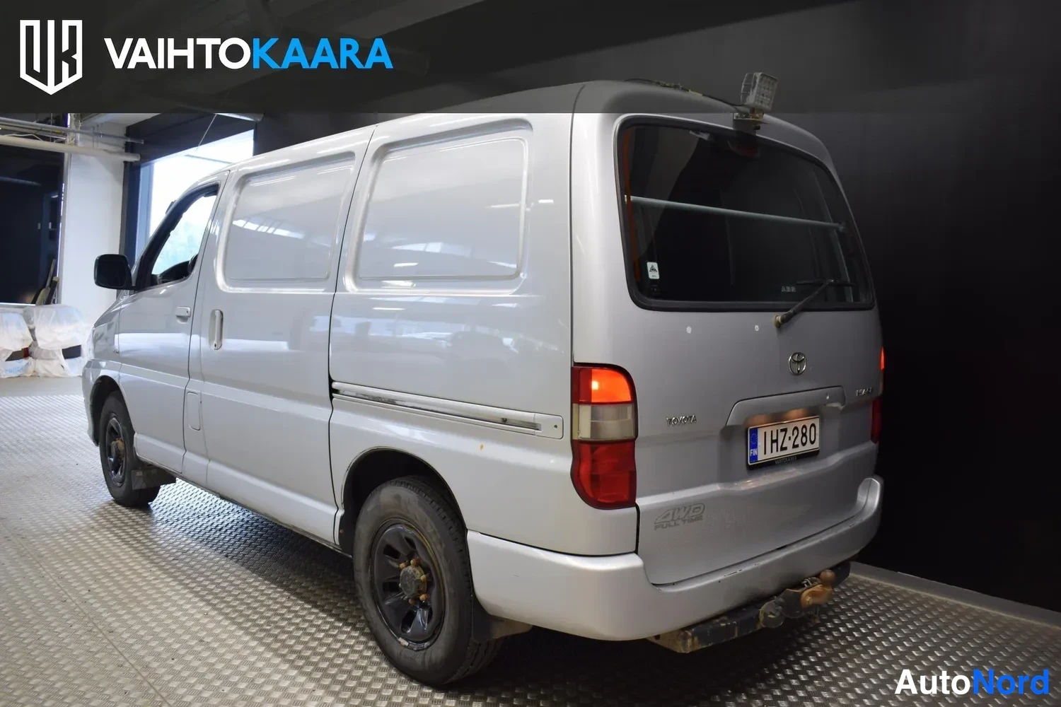 Hopea Toyota Hiace 2007, ulkokuva 3 – Raisio