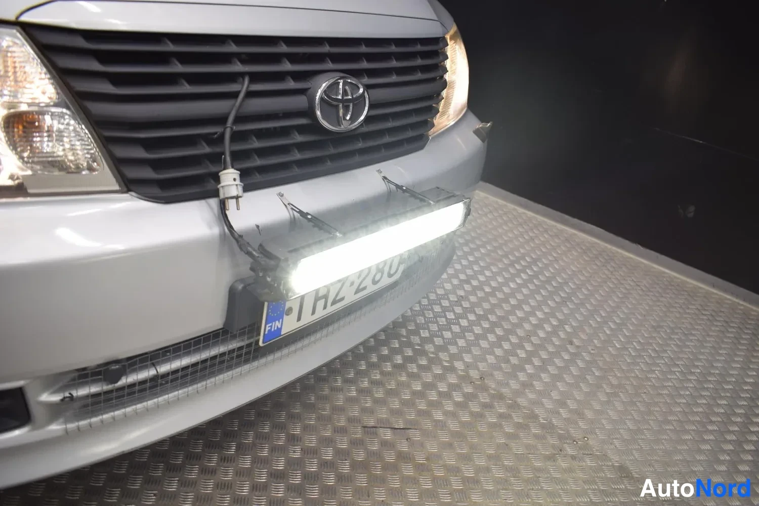 Hopea Toyota Hiace 2007, ulkokuva 24 – Raisio