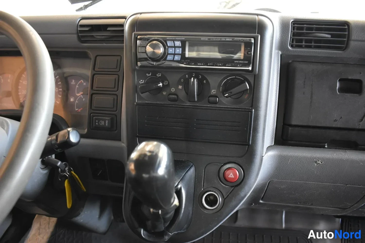 Sininen Mitsubishi Canter 2008, ulkokuva 12 – Raisio