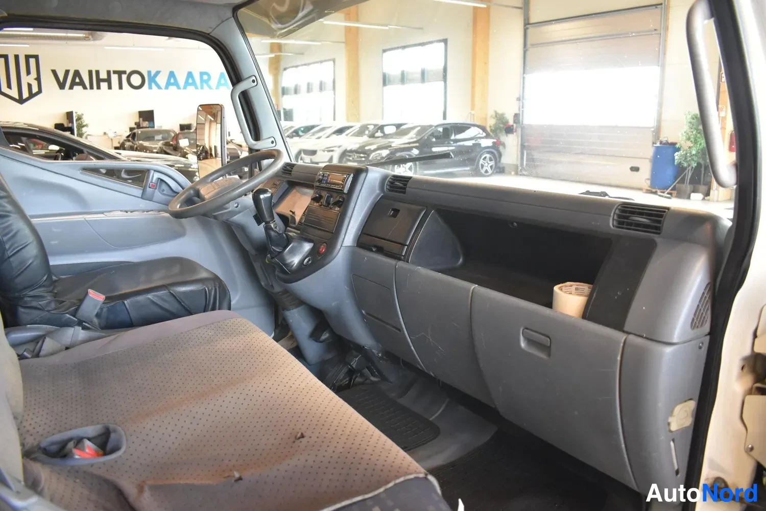 Sininen Mitsubishi Canter 2008, ulkokuva 10 – Raisio