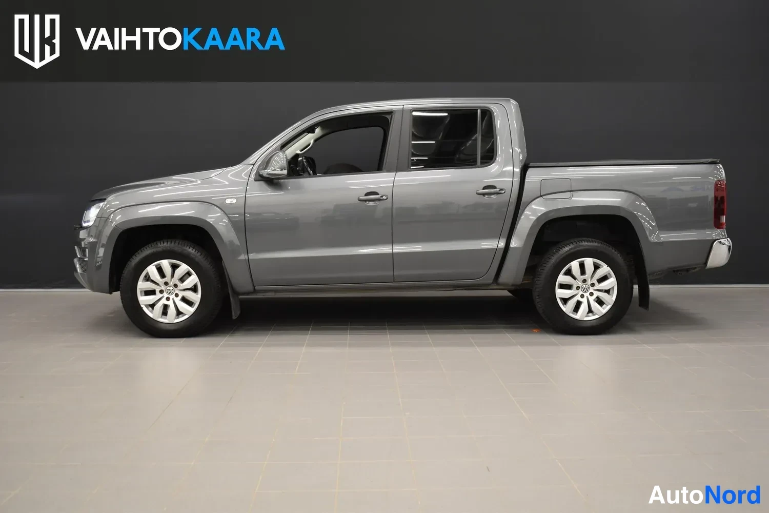 Harmaa Volkswagen Amarok 2019, ulkokuva 2 – Raisio