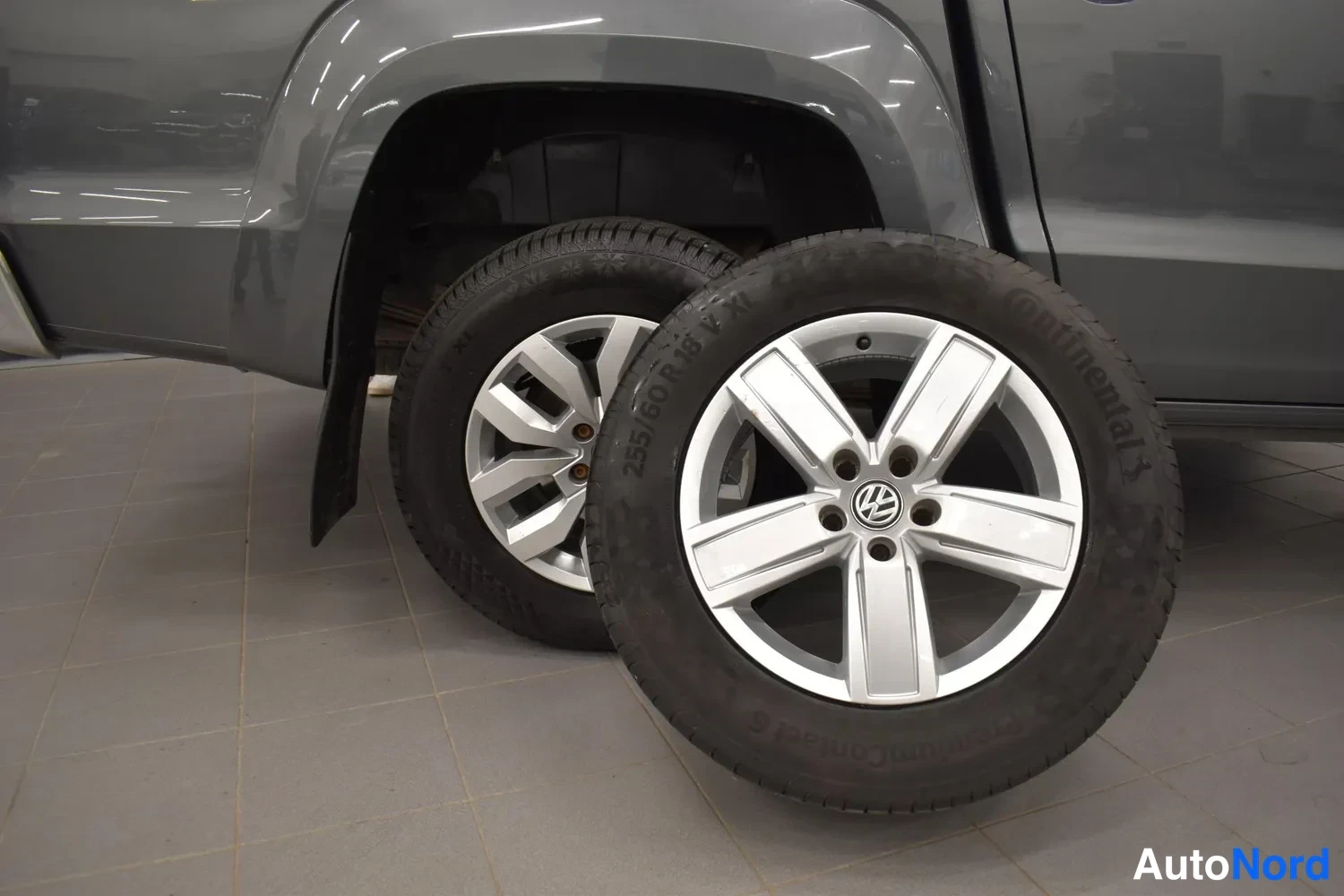 Harmaa Volkswagen Amarok 2019, ulkokuva 26 – Raisio