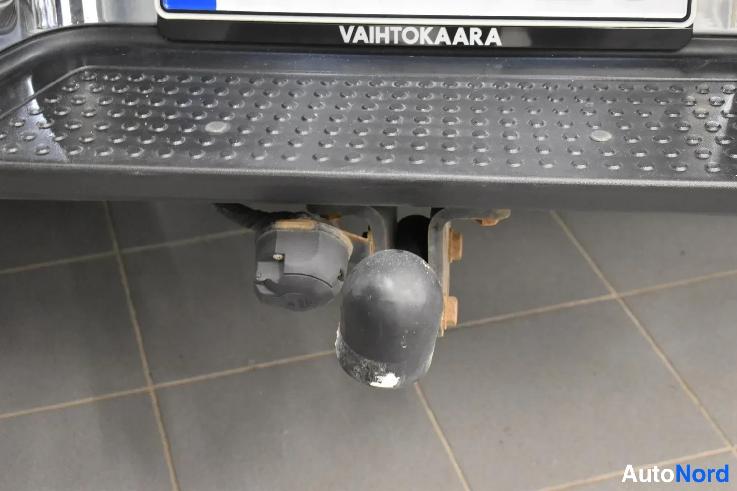 Harmaa Volkswagen Amarok 2019, ulkokuva 27 – Raisio