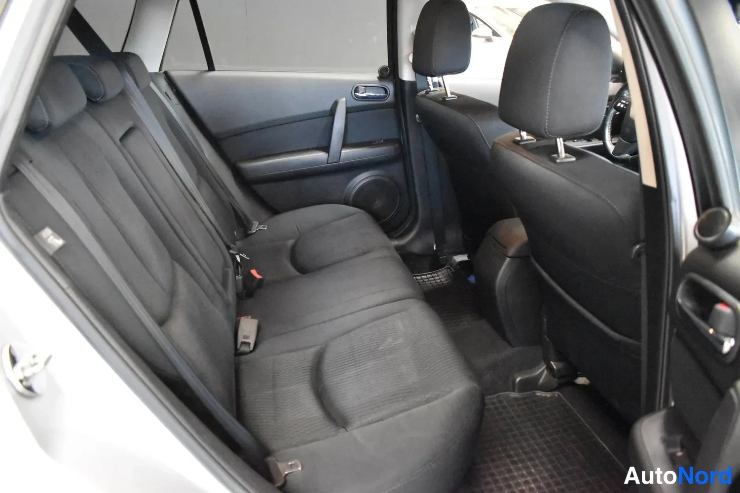Harmaa Mazda 6 2012, ulkokuva 11 – Raisio