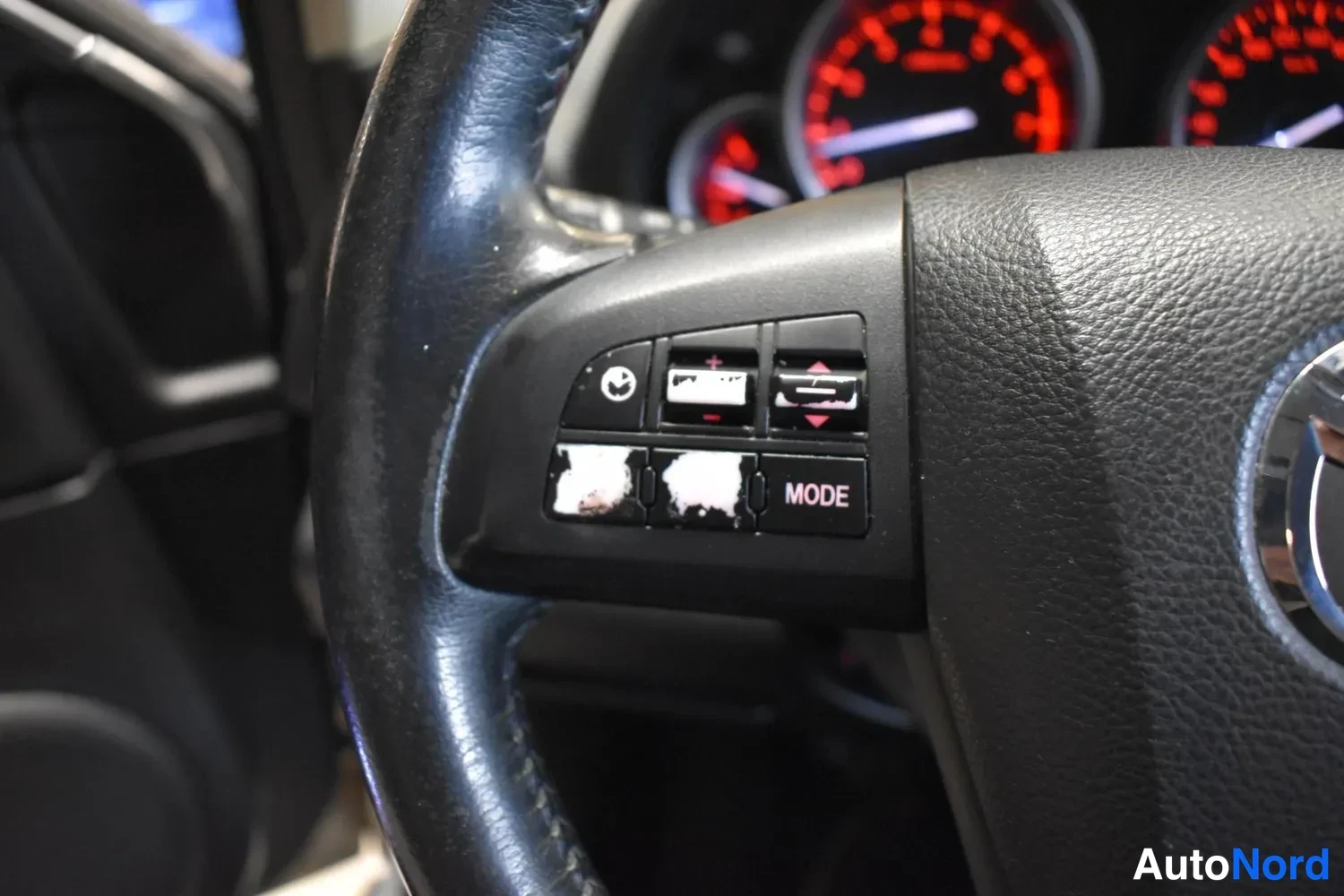 Harmaa Mazda 6 2012, ulkokuva 13 – Raisio