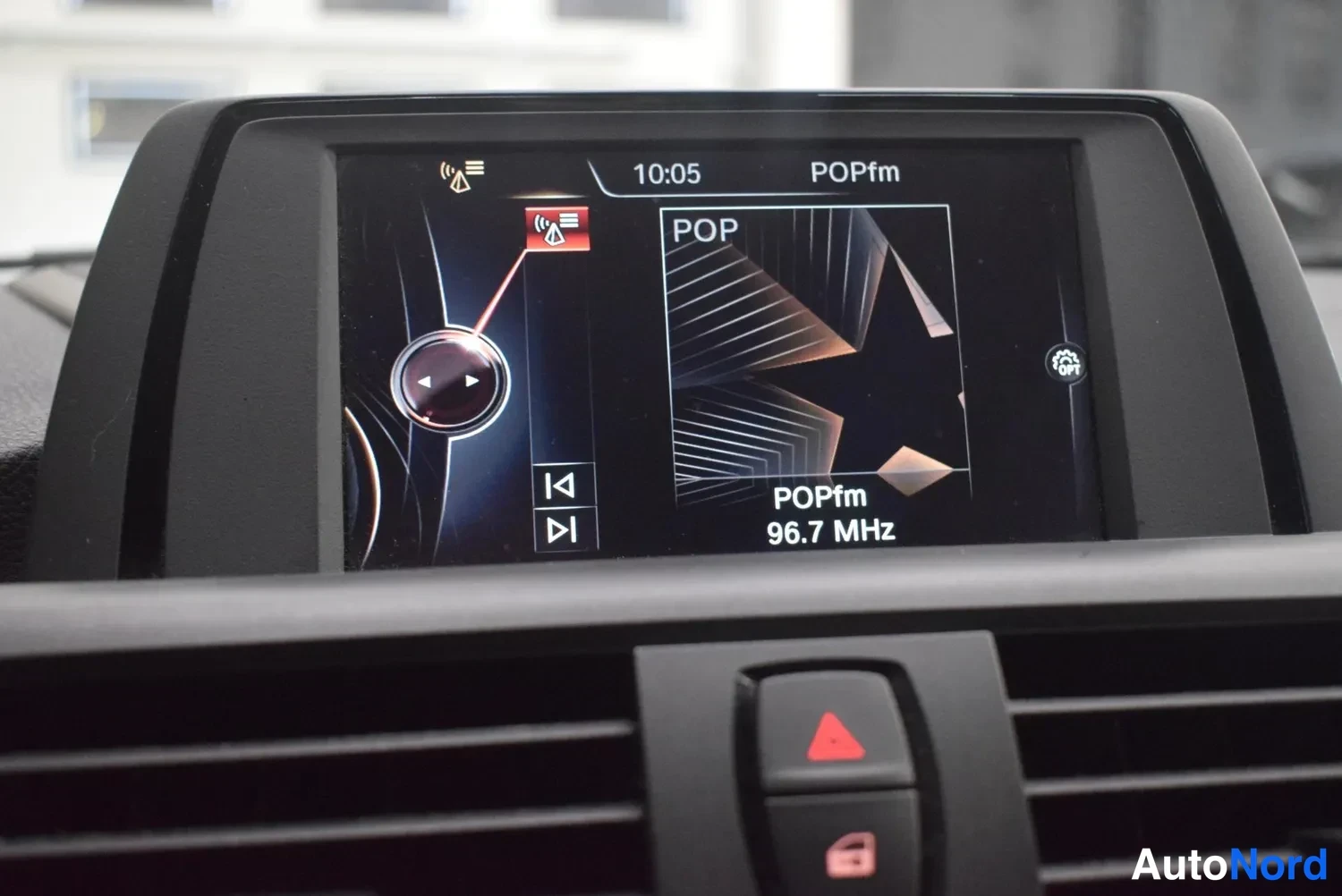 Valkoinen BMW 116d 2016, ulkokuva 16 – Raisio