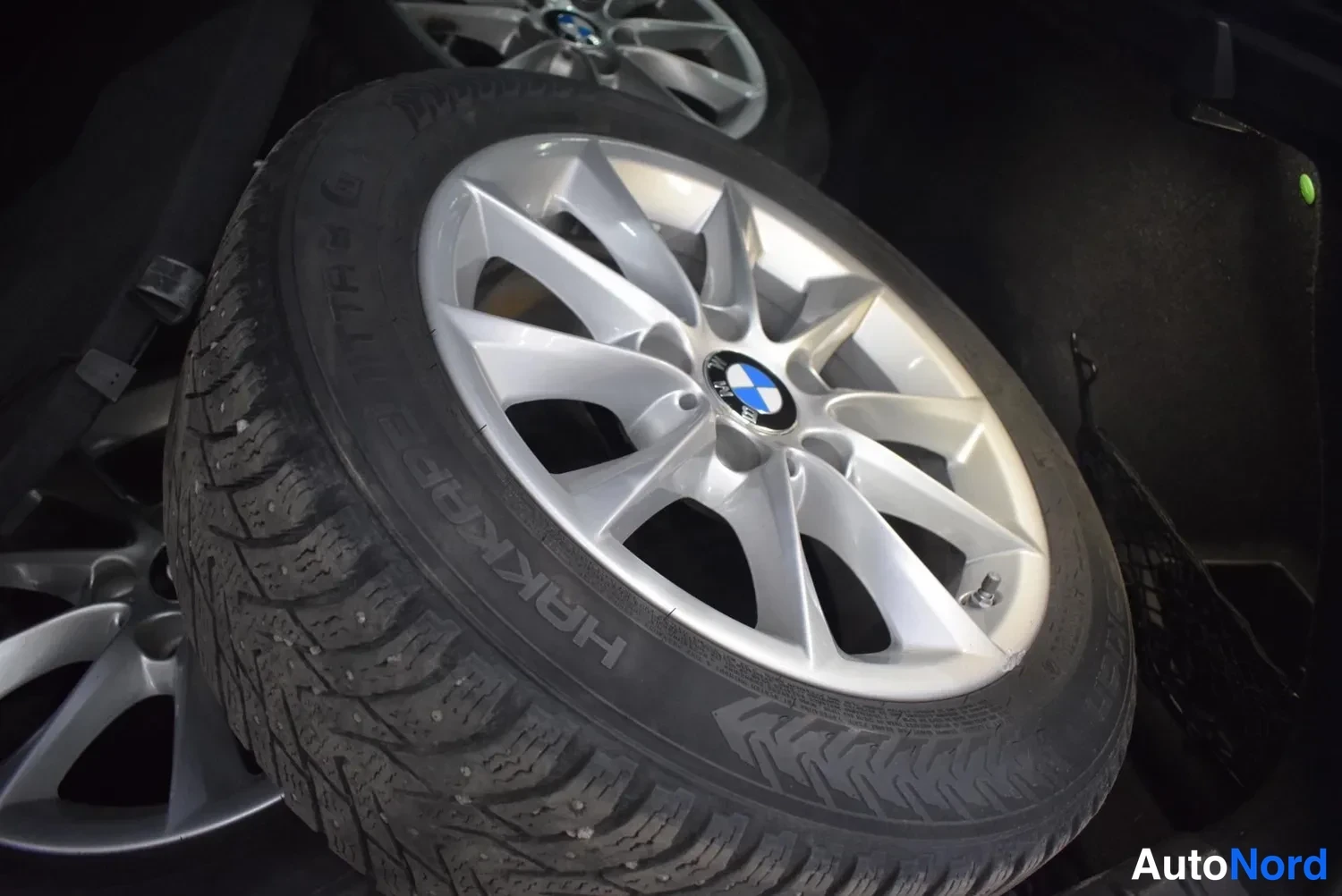 Valkoinen BMW 116d 2016, ulkokuva 24 – Raisio