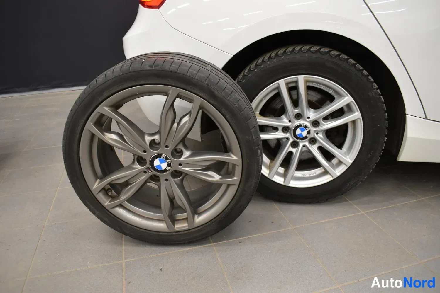 Valkoinen BMW 120d xDrive 2017, ulkokuva 13 – Raisio