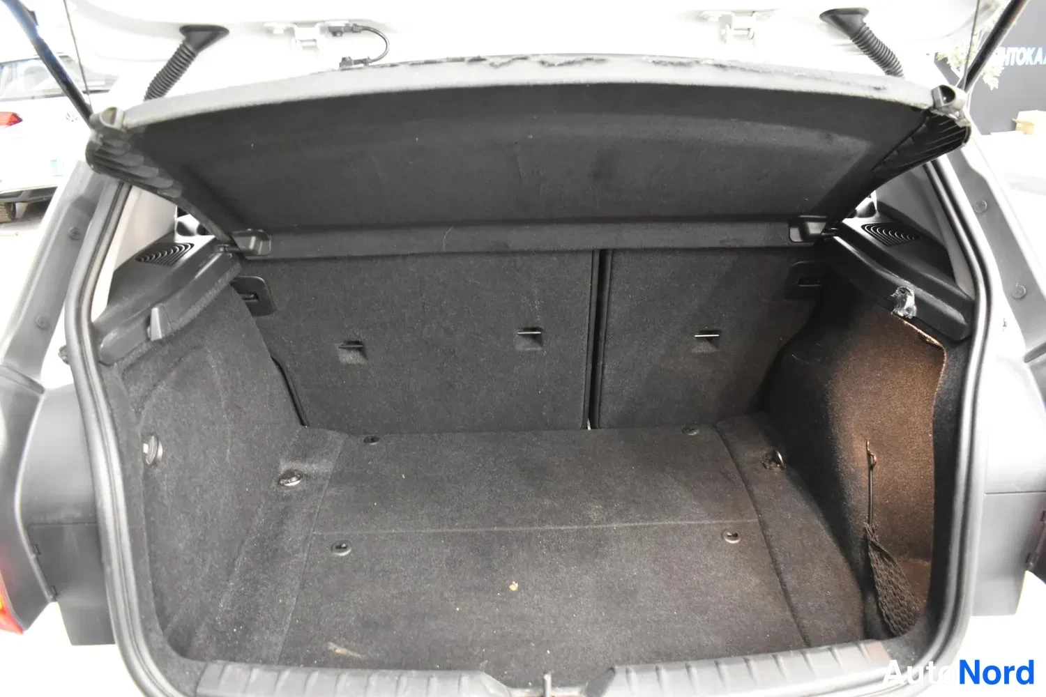 Valkoinen BMW 120d xDrive 2017, ulkokuva 15 – Raisio