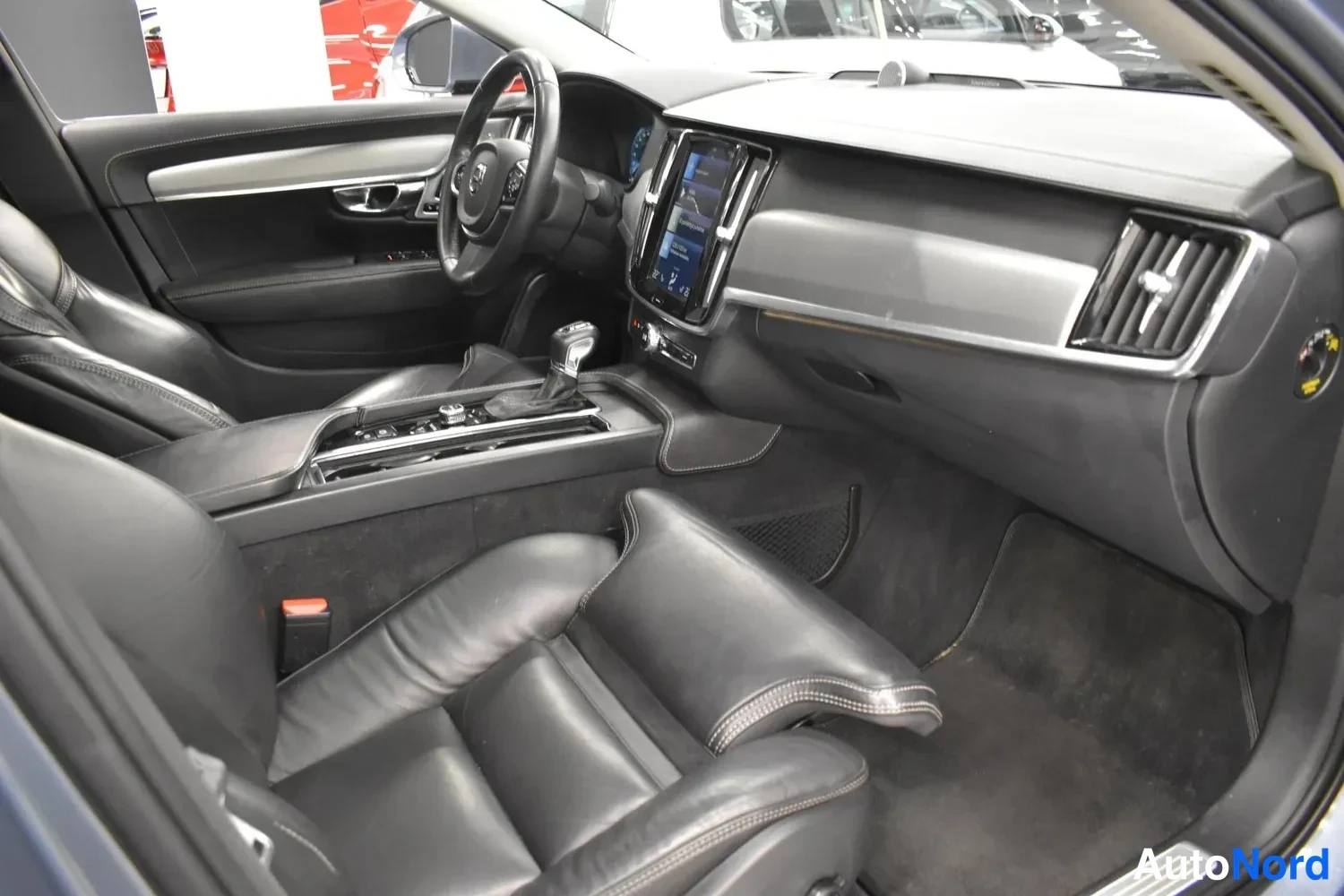 Sininen Volvo S90 2017, ulkokuva 11 – Raisio