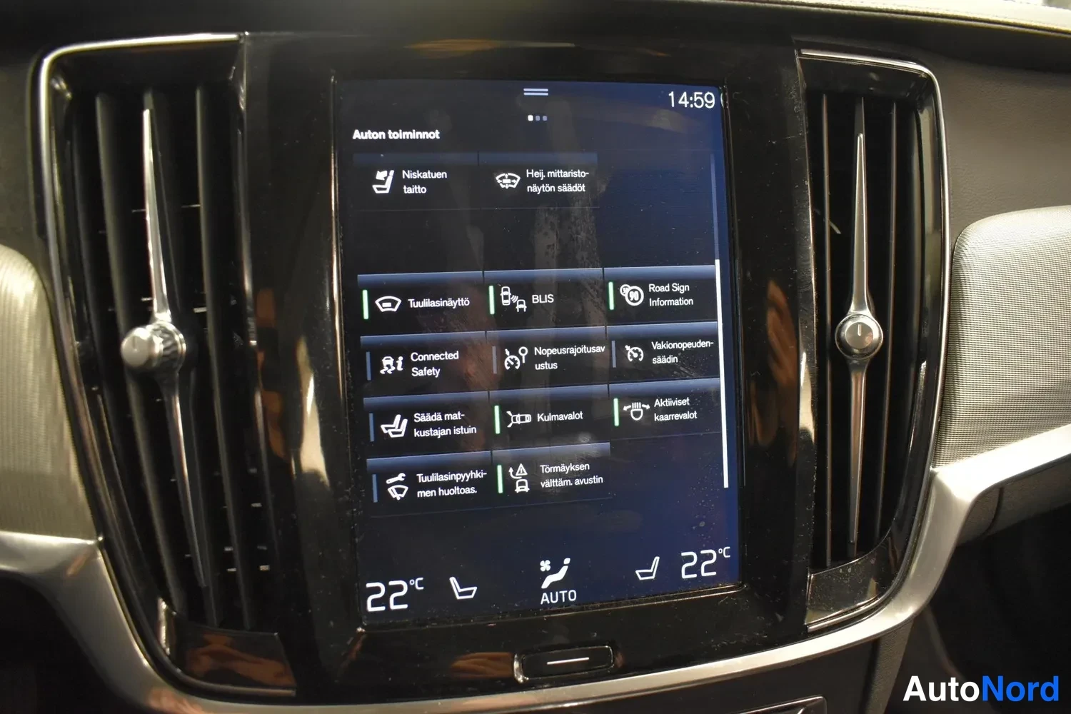 Sininen Volvo S90 2017, ulkokuva 26 – Raisio