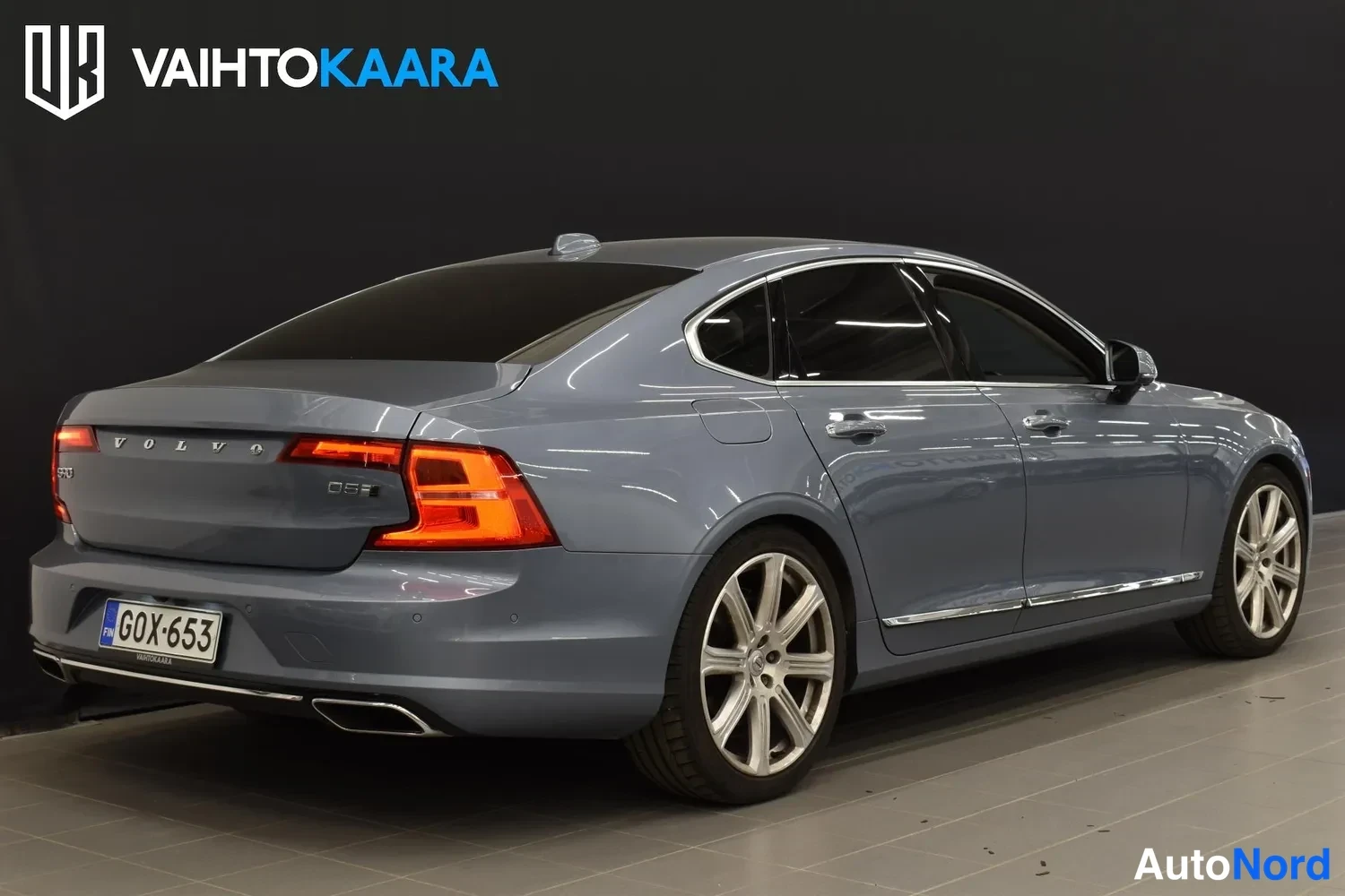 Sininen Volvo S90 2017, ulkokuva 4 – Raisio