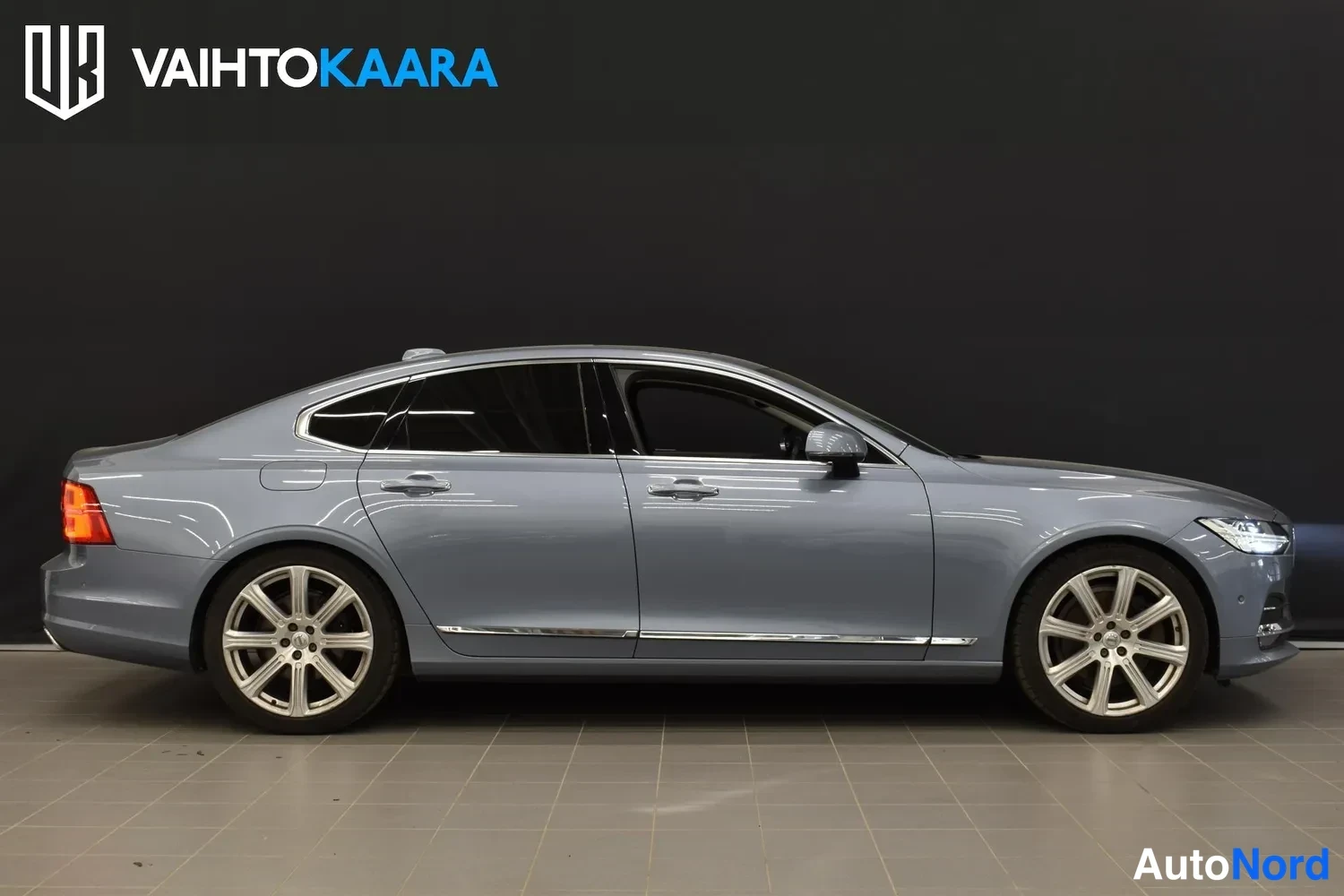Sininen Volvo S90 2017, ulkokuva 5 – Raisio