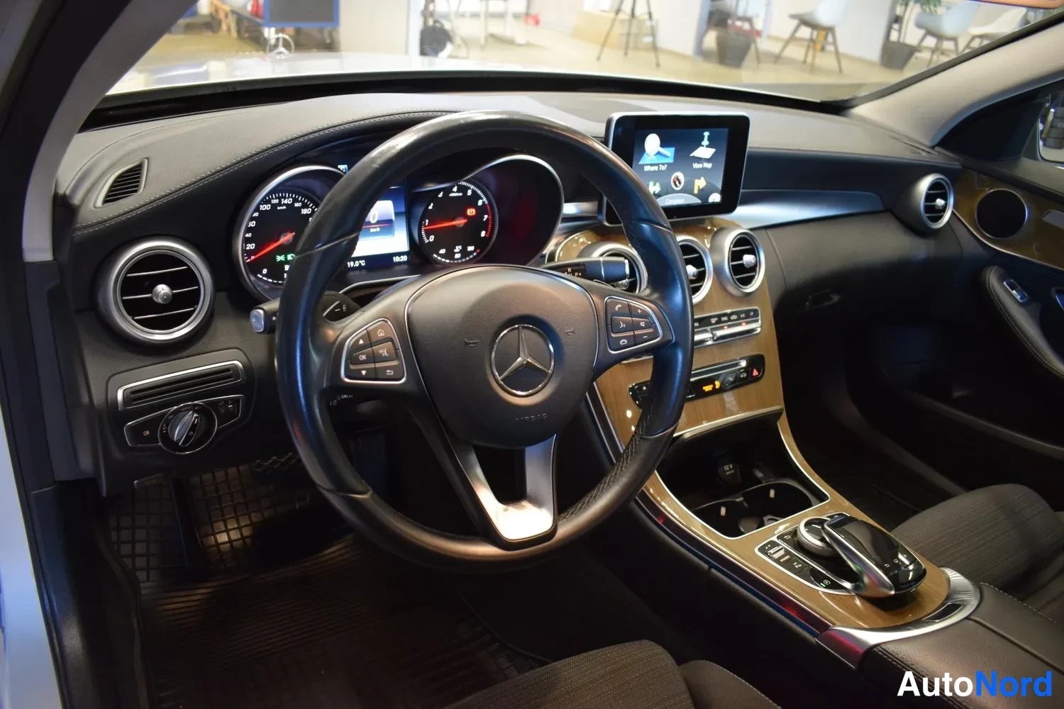 Hopea Mercedes-Benz C 180 2015, ulkokuva 8 – Raisio