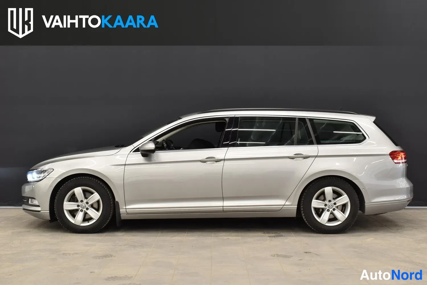 Harmaa Volkswagen Passat Variant 2017, ulkokuva 2 – Raisio