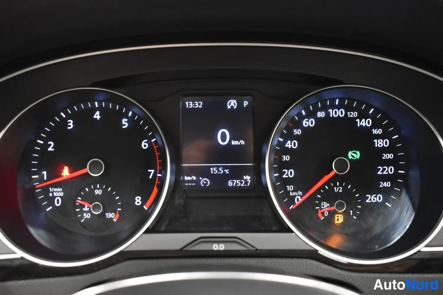 Harmaa Volkswagen Passat Variant 2017, ulkokuva 16 – Raisio